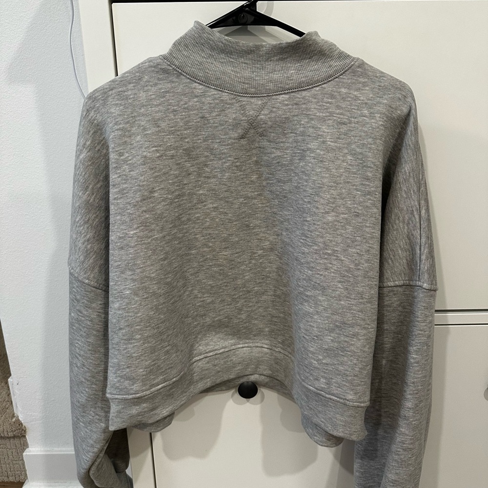 POPFLEX Heather Gray Cropped Pullover